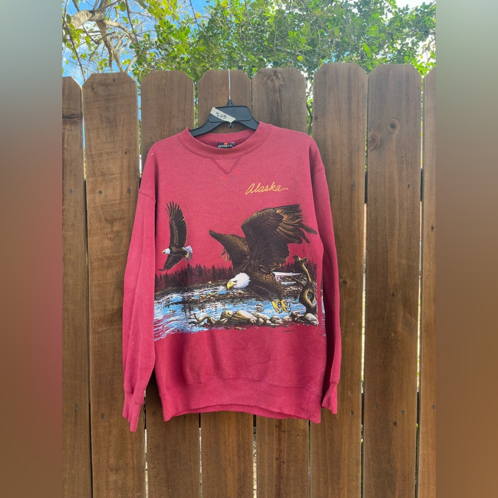 1990s Vintage Alaska Beautiful Sweatshirt size L by Signal Sports.